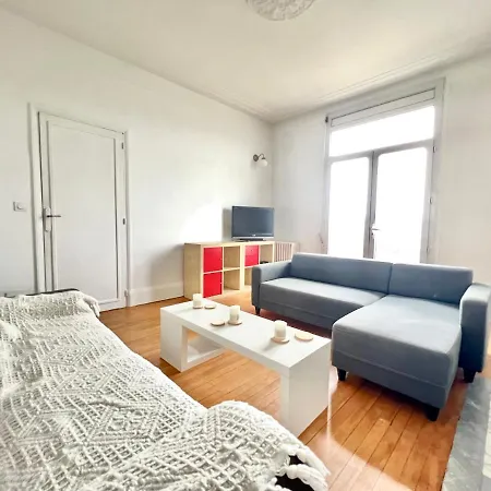 Les Hauts De Tison ~ Vue Sur La Vallee Du Clain Feriehus Poitiers