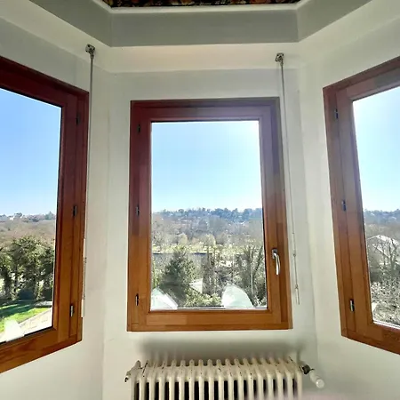 Holiday home Les Hauts De Tison ~ Vue Sur La Vallee Du Clain