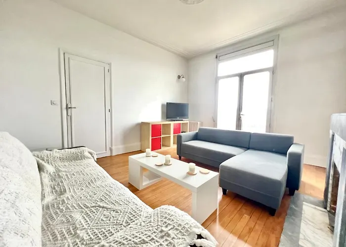 Les Hauts De Tison ~ Vue Sur La Vallee Du Clain Holiday home Poitiers