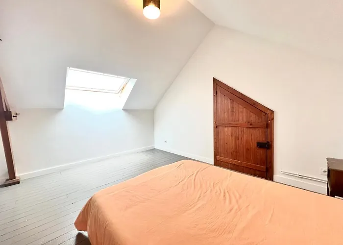 Les Hauts De Tison ~ Vue Sur La Vallee Du Clain